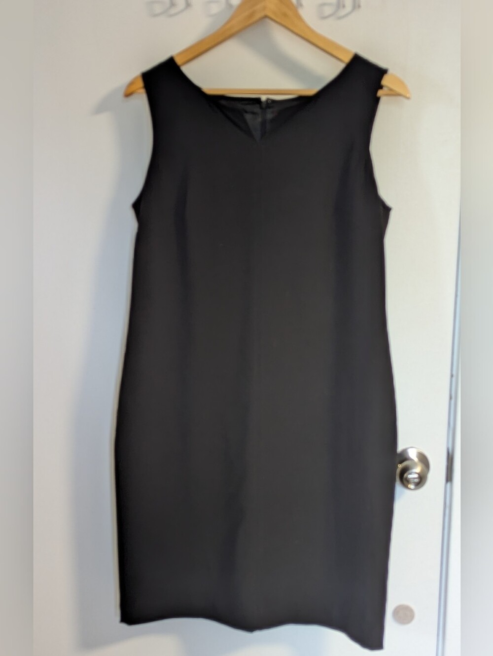 212 Collection Black Sleeveless Midi Sheath Dress